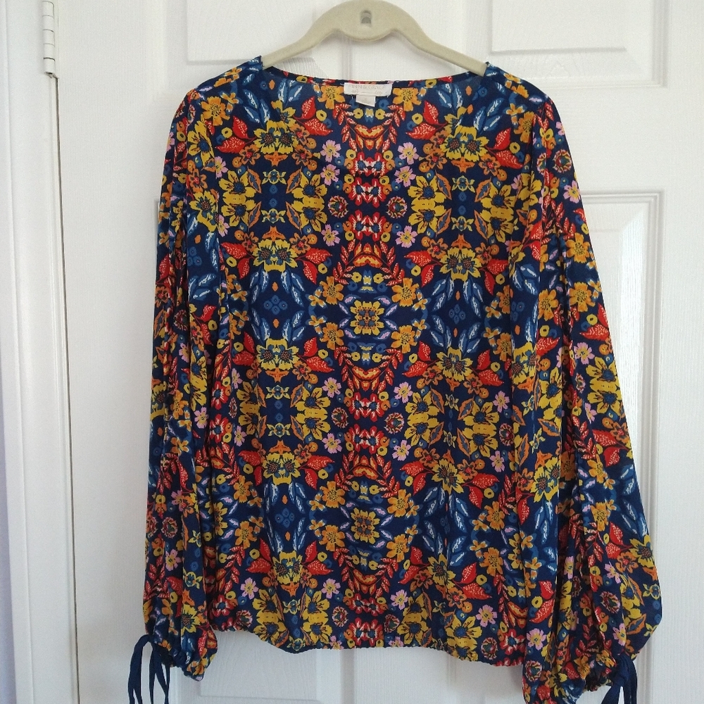 Bright Floral Finn & Grace Blouse Top Tie Sleeves with Cut Outs